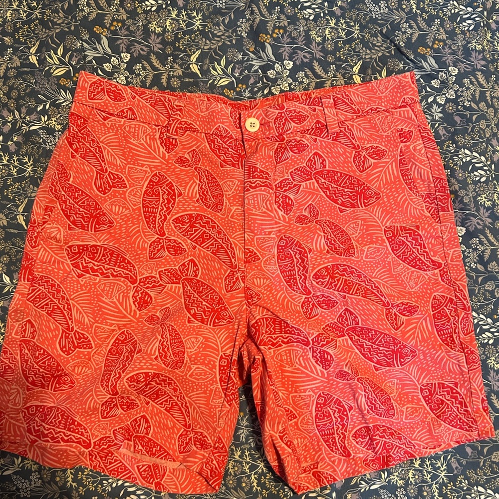 Vineyard vines men’s shorts